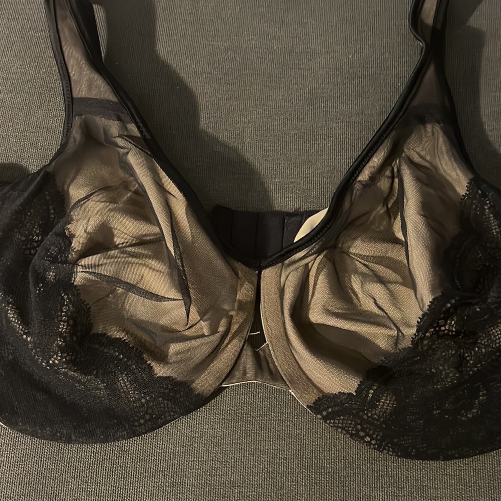 6 Bras Size 40DD - Picture 4 of 7